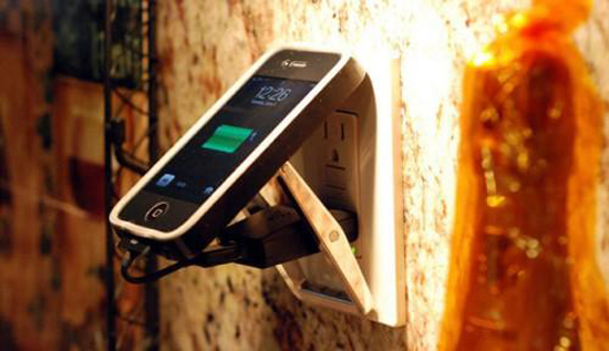04 Volt Buckle Pocket Phone Charger