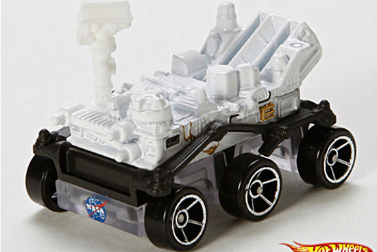 Die cast version of NASA Curiosity is a scale down tribute 021