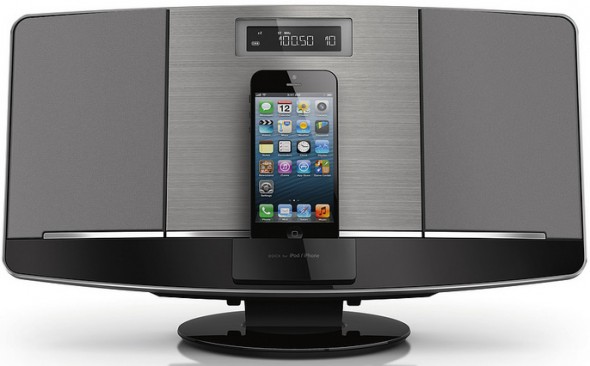 Philips introduces first room to room docking system with Lightning Port philips docking speaker 3 590x366