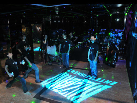 Starcraft 2 launch party photos StarCraft 2 Midnight Launch Party 5