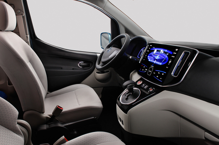nissan env 200 concept 8 thumb 450x299