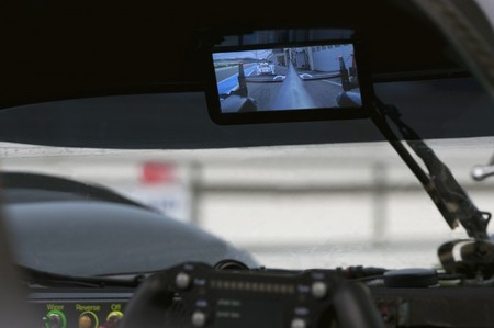 Audi-packs-R18-LeMans-Race-cars-with-AMOLED-2.jpg