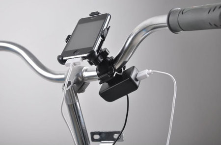 Thanko-Bicycle-Dynamo-USB-Charger-2.jpg
